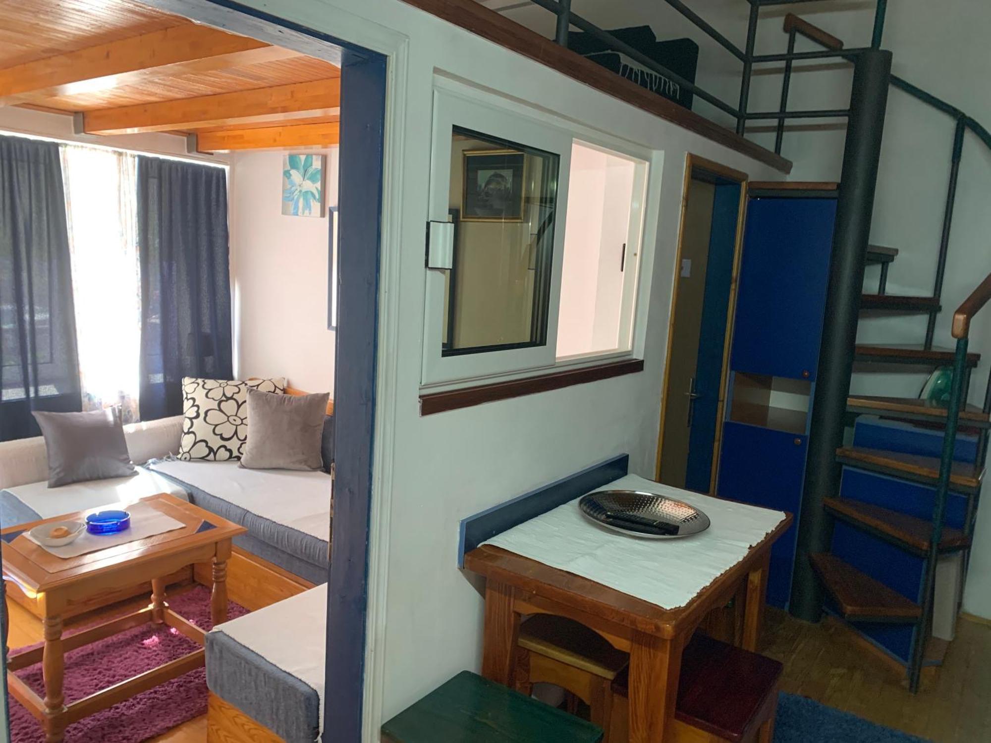 Apartment Tina Gurdic Kotor